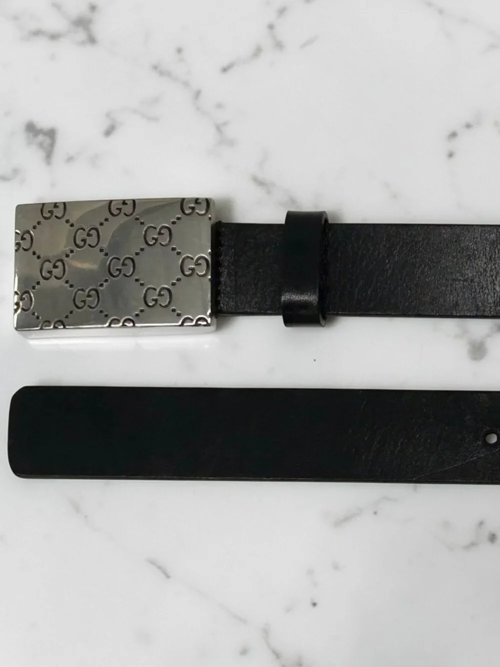 Gucci Black Leather Belt with Silver G-Pattern Buckle